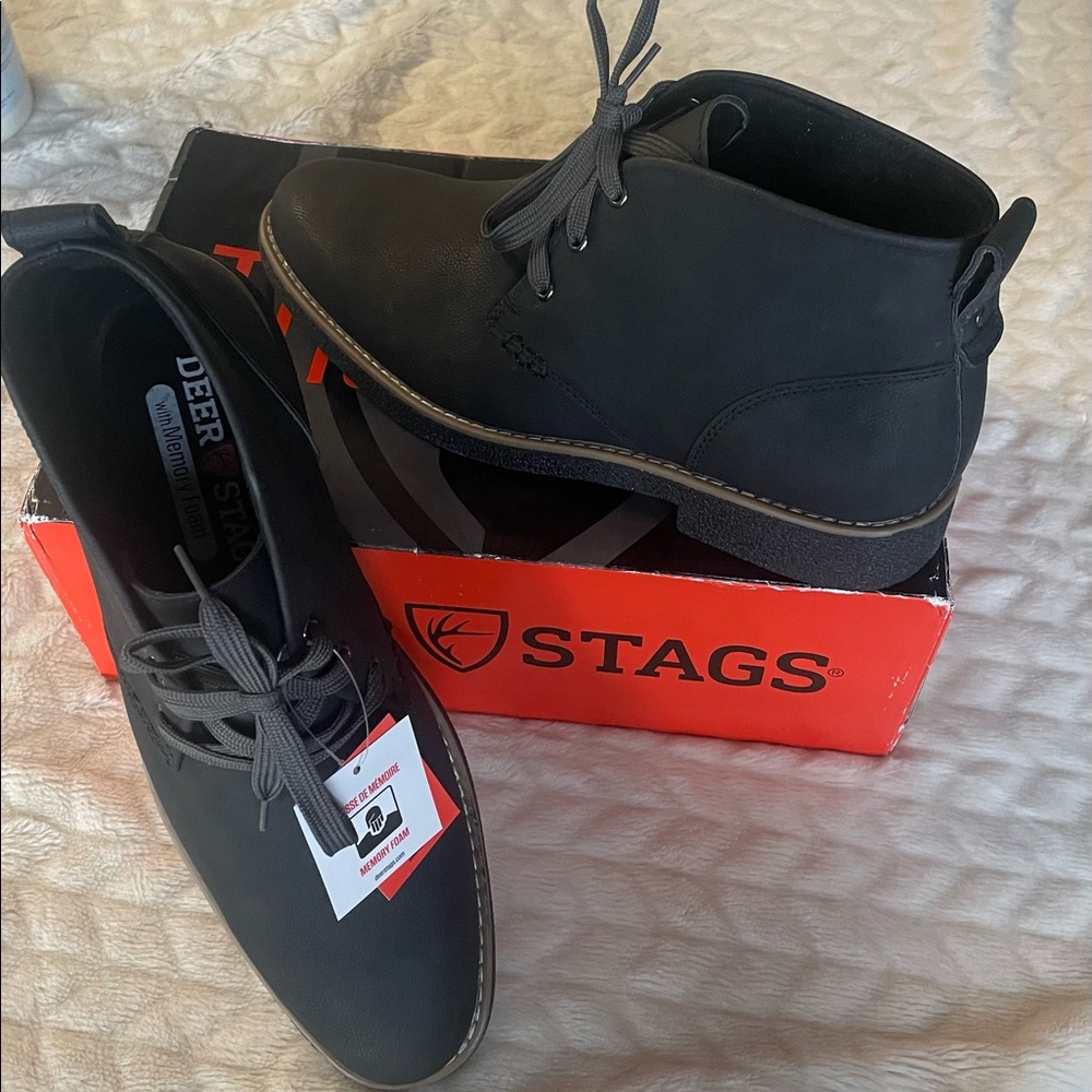 Deer Stags Men’s Freeport in Black, Size 11